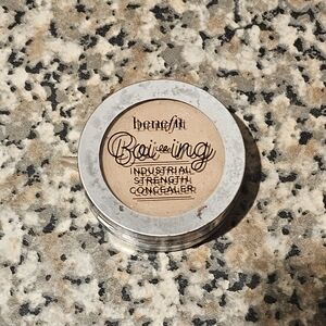 Benefit Boi-ing Industrial Strength Concealer No 1